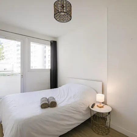 Le Diable Bleu 3 Bedrooms Climatisation 8 Couchages * Grenoble